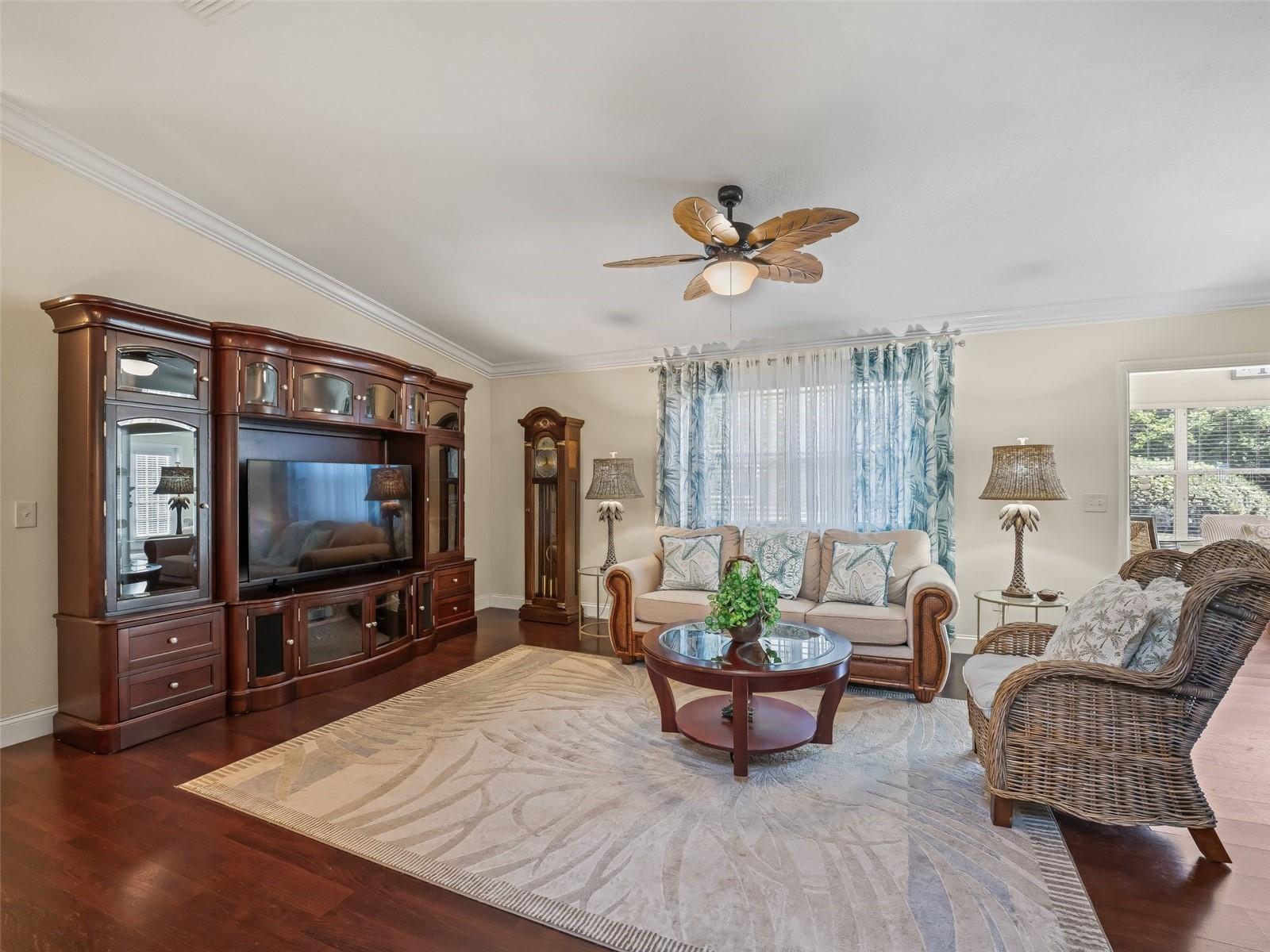Image 11 of 34 For 17324 82nd Pecan Terrace