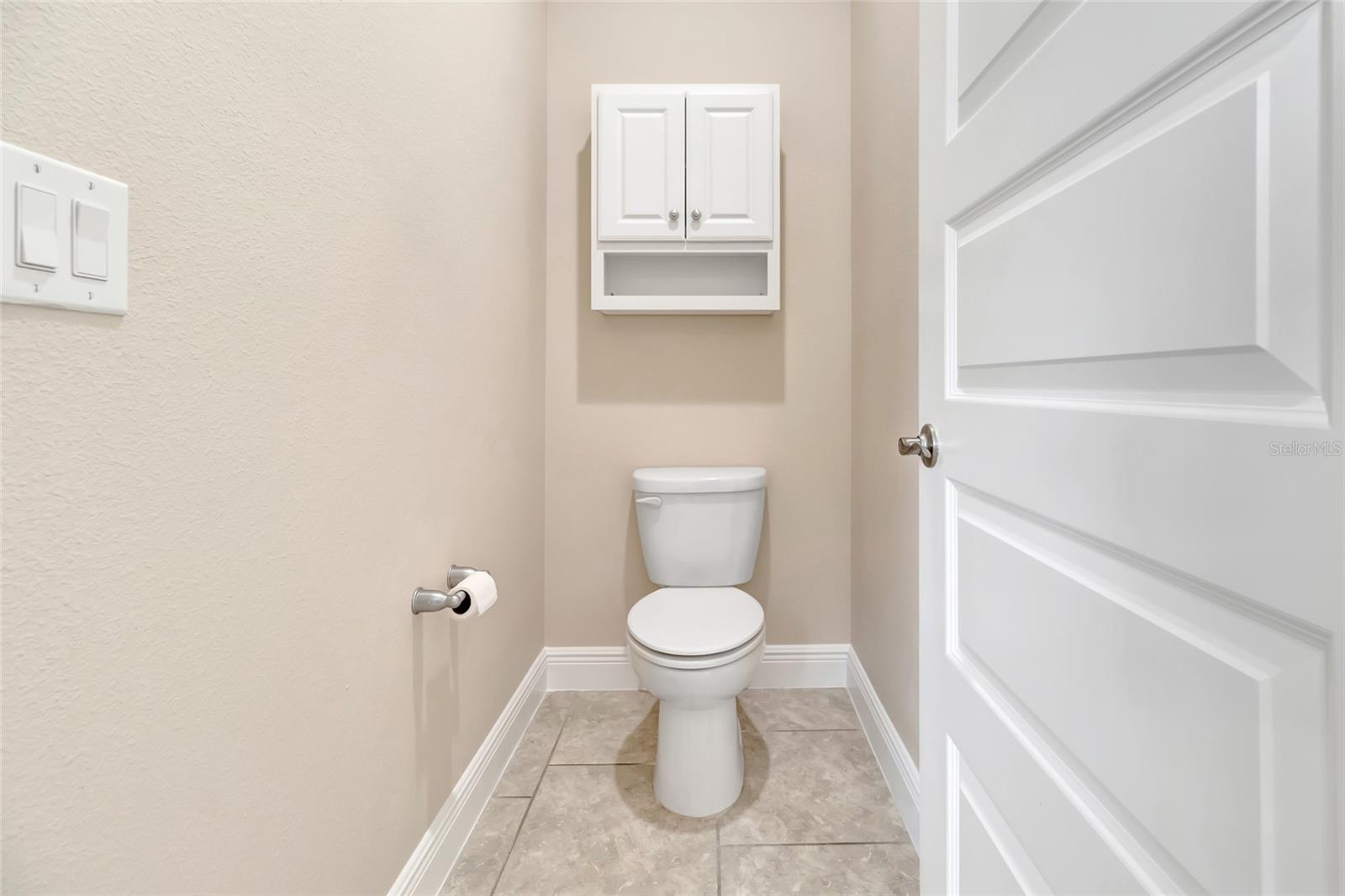 Image 19 of 49 For 15531 Waterleigh Cove Drive