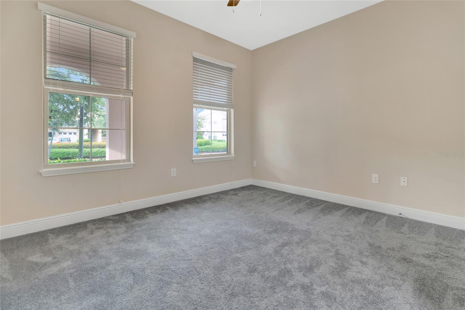Image 22 of 49 For 15531 Waterleigh Cove Drive