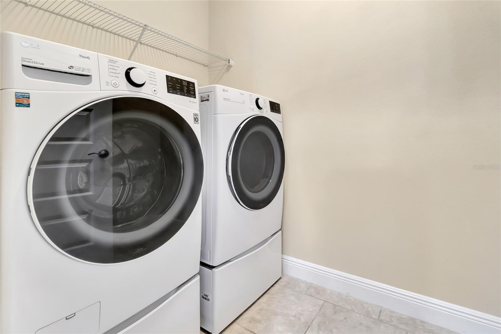 Image 32 of 49 For 15531 Waterleigh Cove Drive