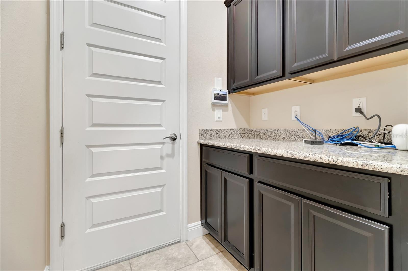 Image 33 of 49 For 15531 Waterleigh Cove Drive