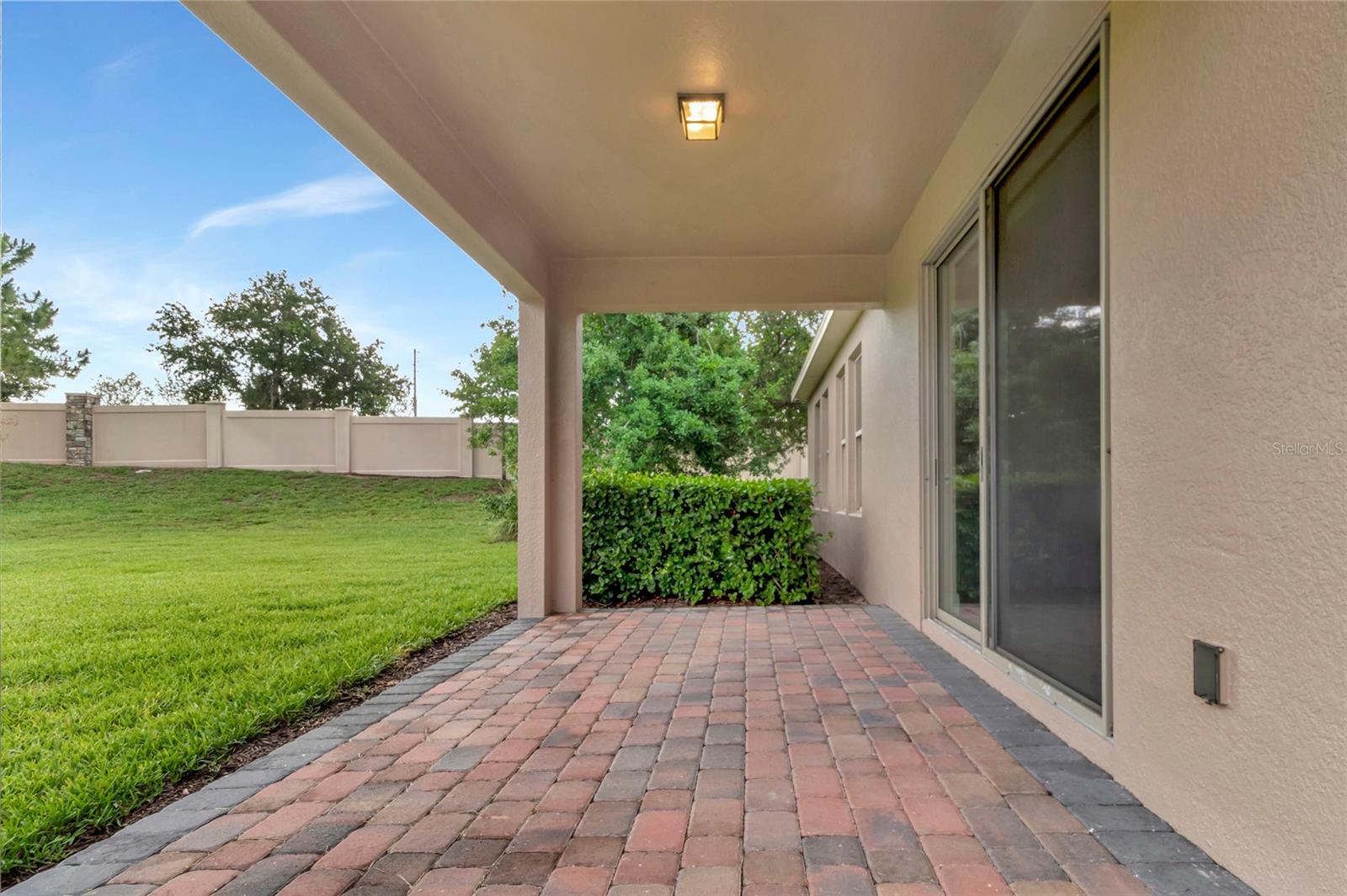 Image 36 of 49 For 15531 Waterleigh Cove Drive