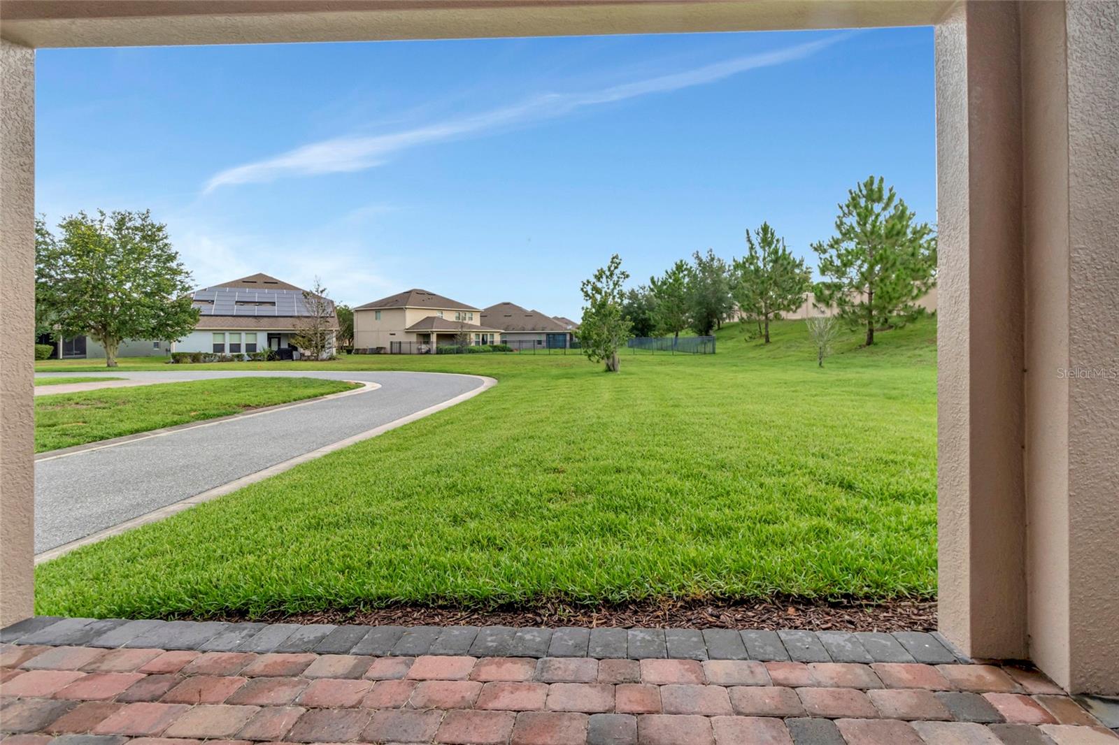 Image 37 of 49 For 15531 Waterleigh Cove Drive