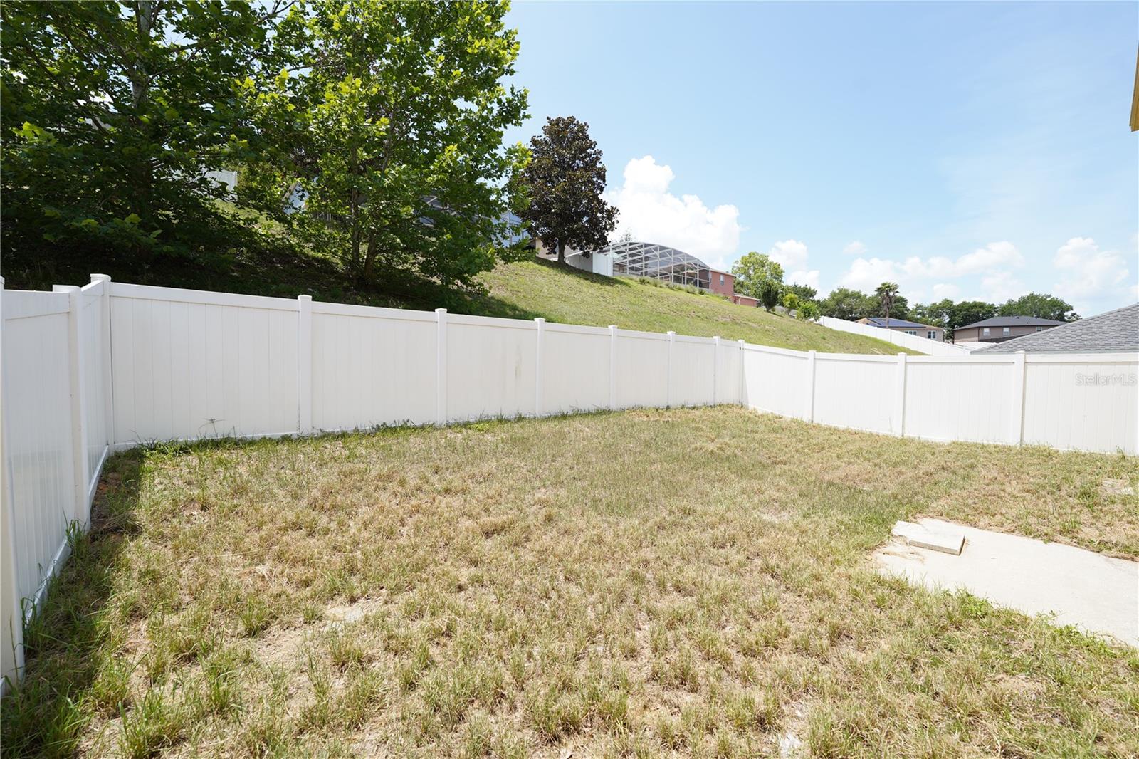 Image 11 of 25 For 2007 Country Brook Avenue