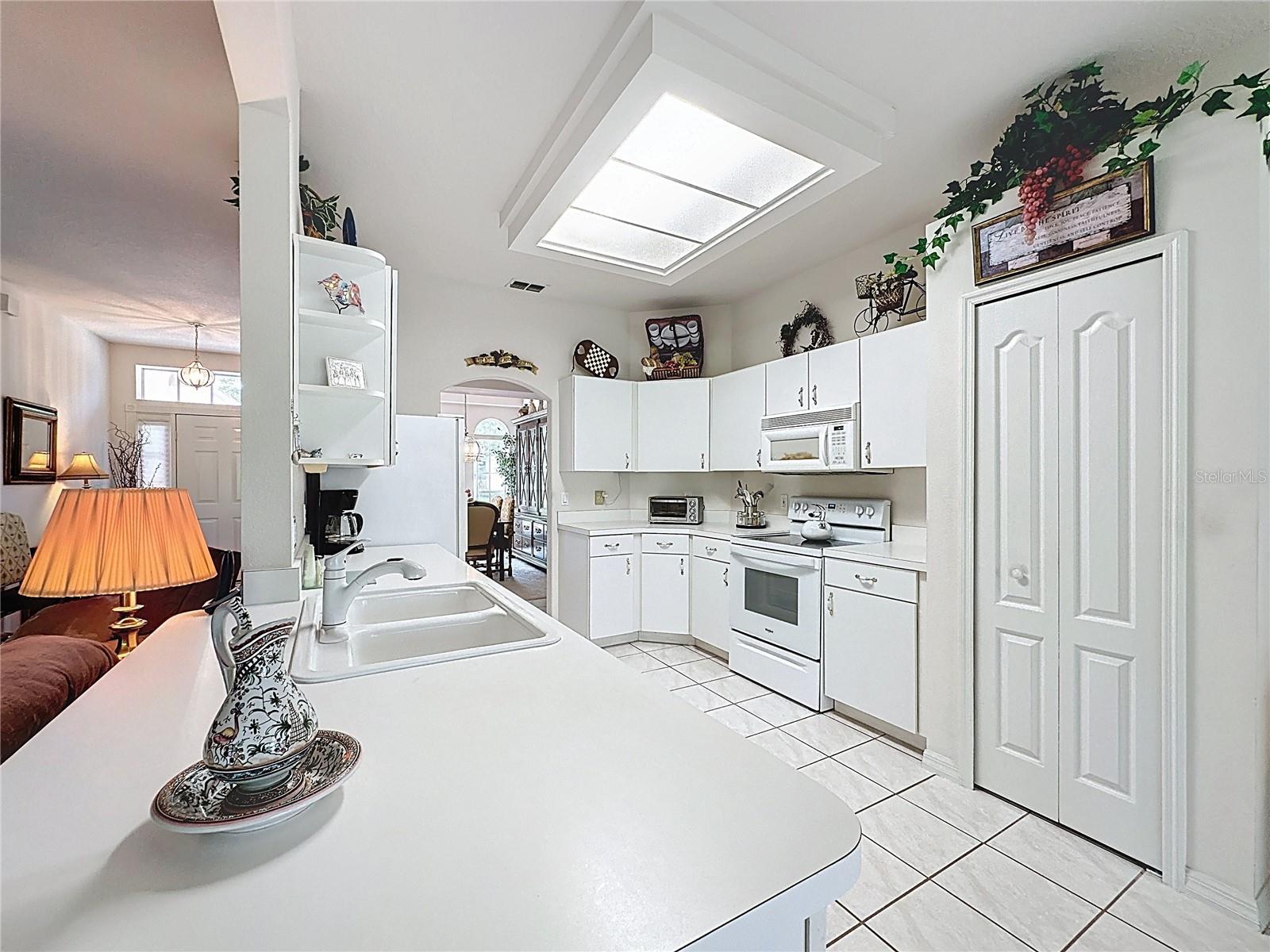Image 15 of 69 For 3907 Allamanda Court