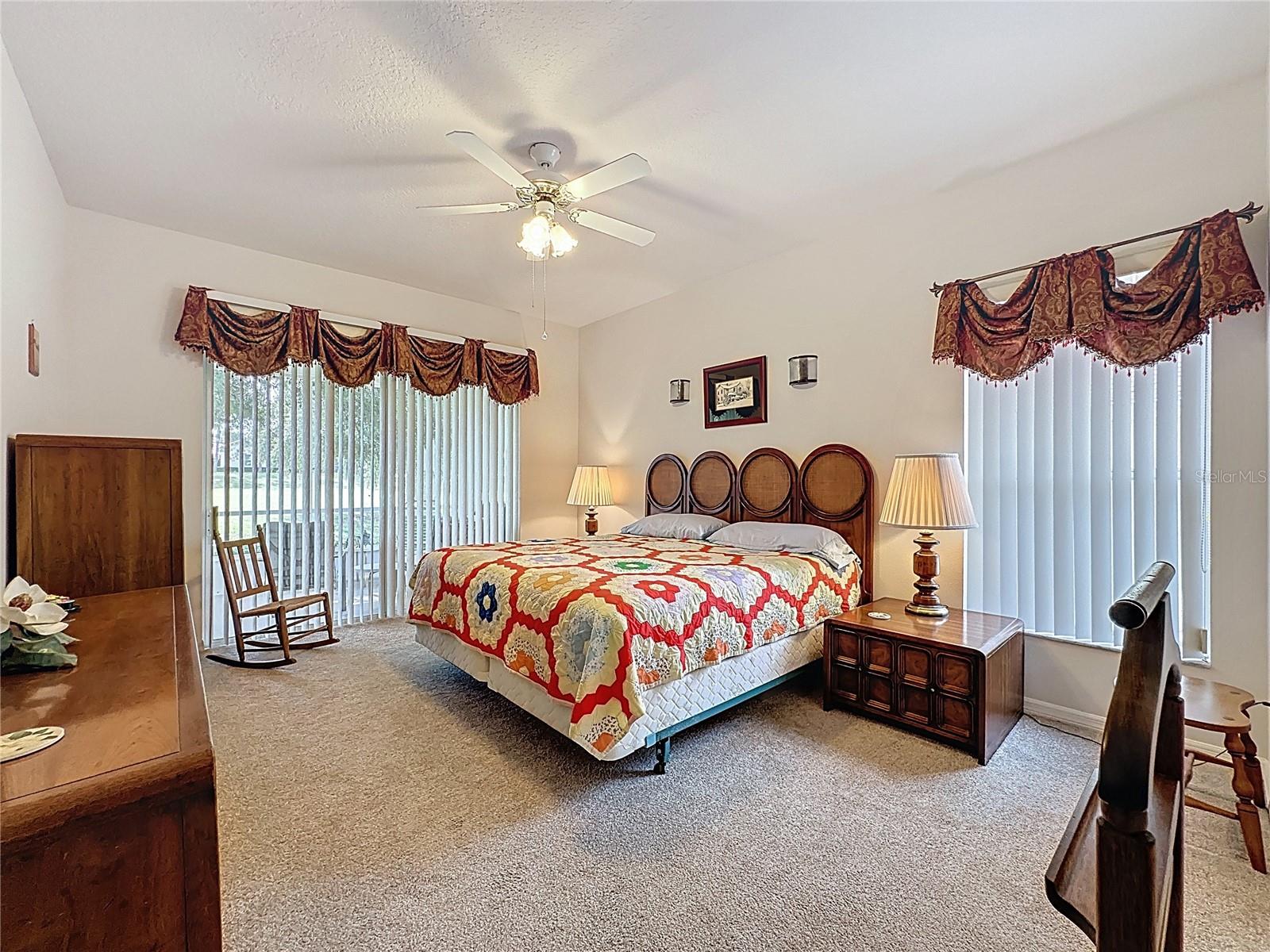 Image 21 of 69 For 3907 Allamanda Court