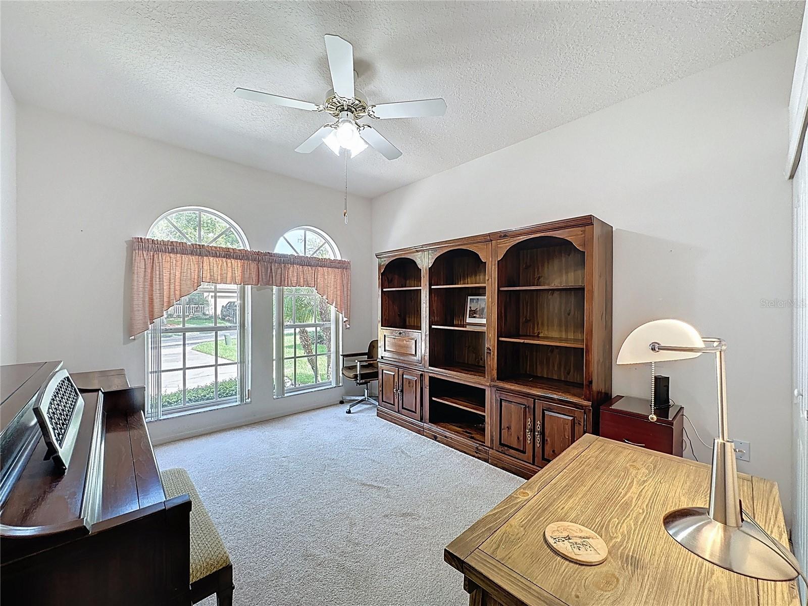 Image 30 of 69 For 3907 Allamanda Court