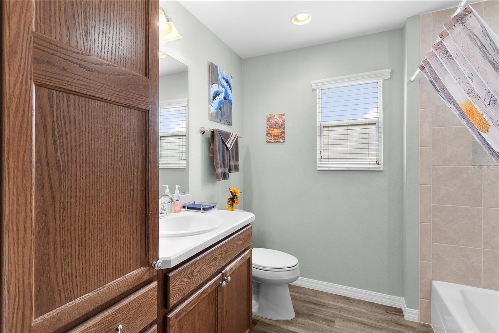 Listing photo id 24 for 3978 Nottingham Loop