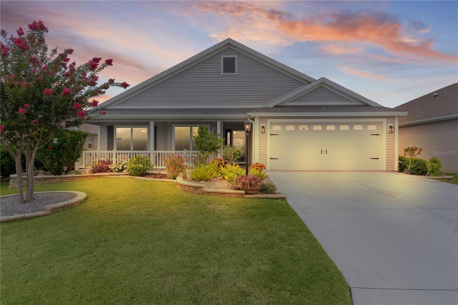 Listing photo id 1 for 3978 Nottingham Loop