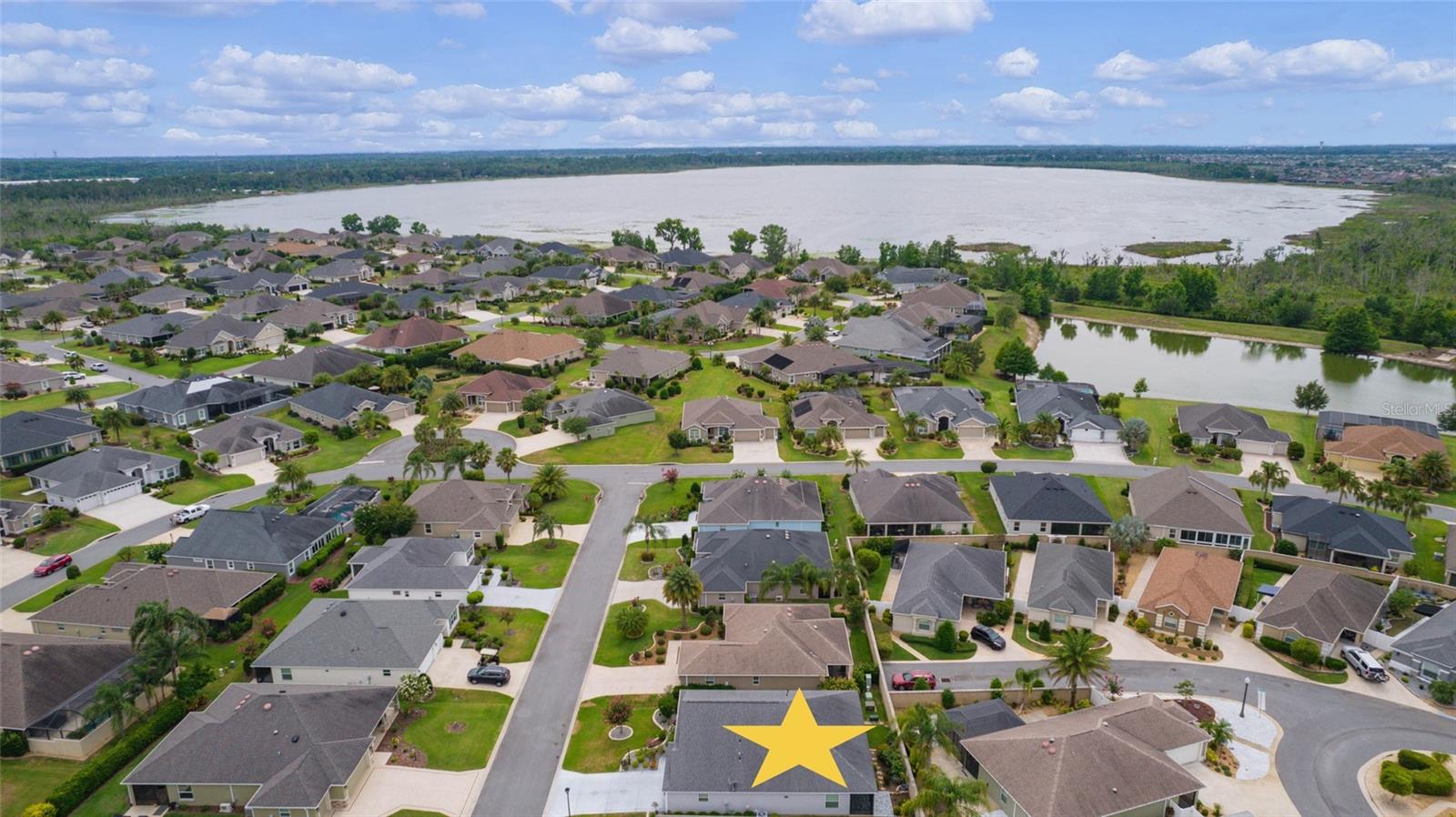 Listing photo id 32 for 3978 Nottingham Loop