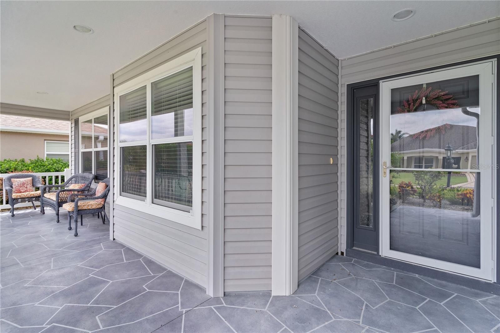 Listing photo id 3 for 3978 Nottingham Loop