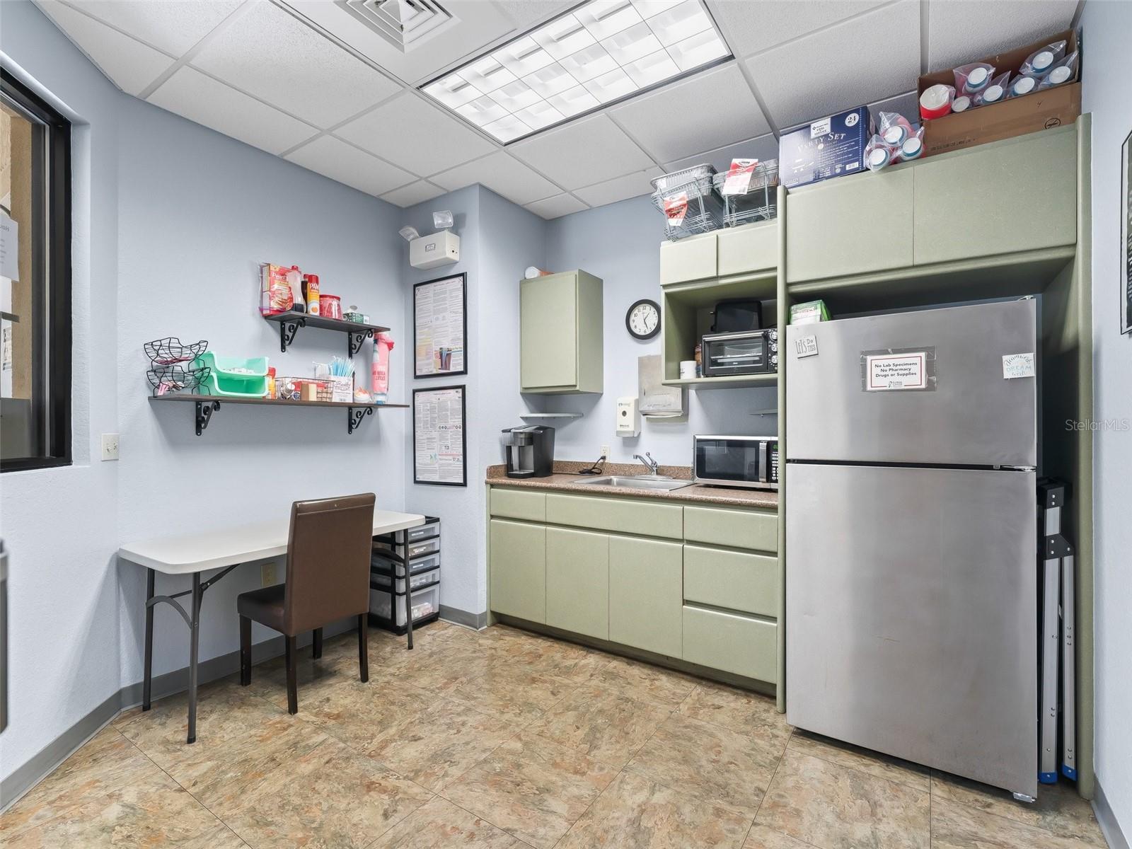 Image 10 of 45 For 1503 Buenos Aires Boulevard 140
