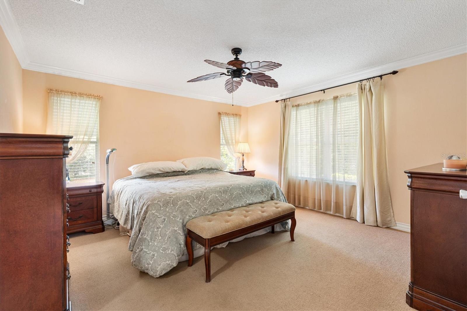 Image 17 of 41 For 2991 Saint Thomas Lane