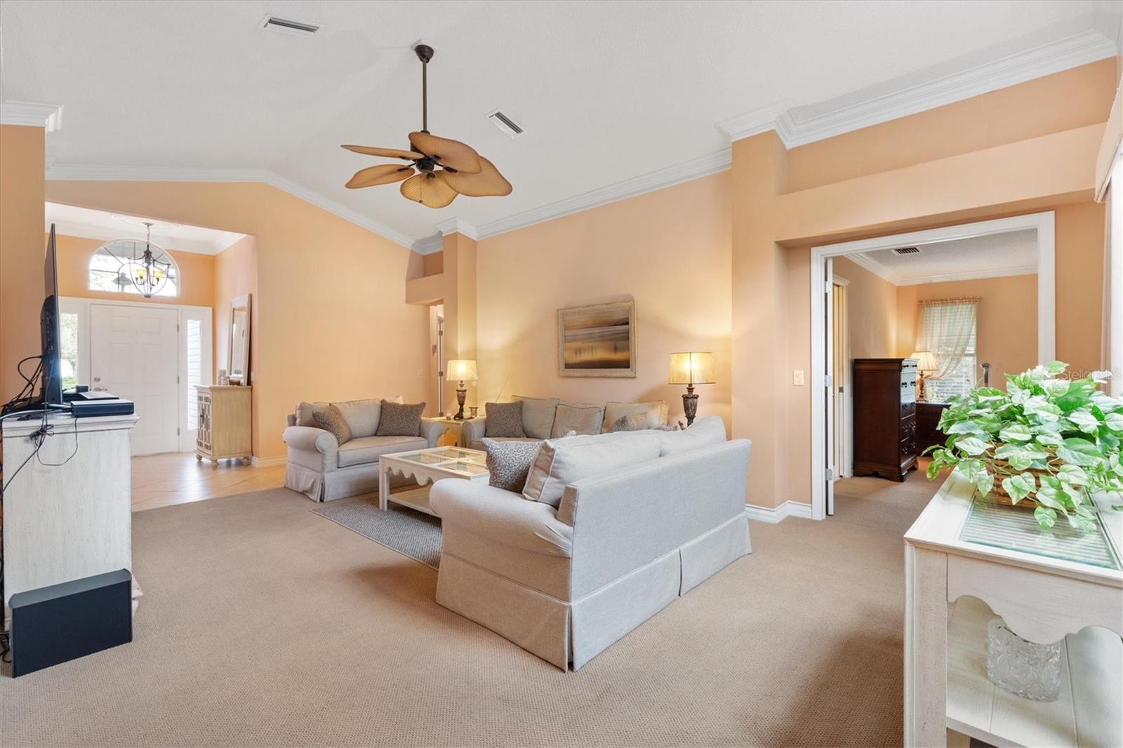 Image 8 of 41 For 2991 Saint Thomas Lane