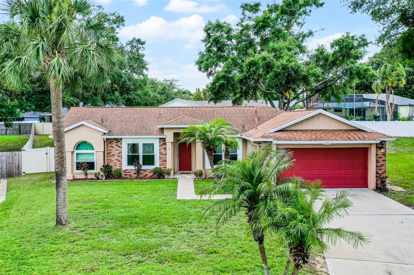 Details for 15916 Indian Wells Court, CLERMONT, FL 34711