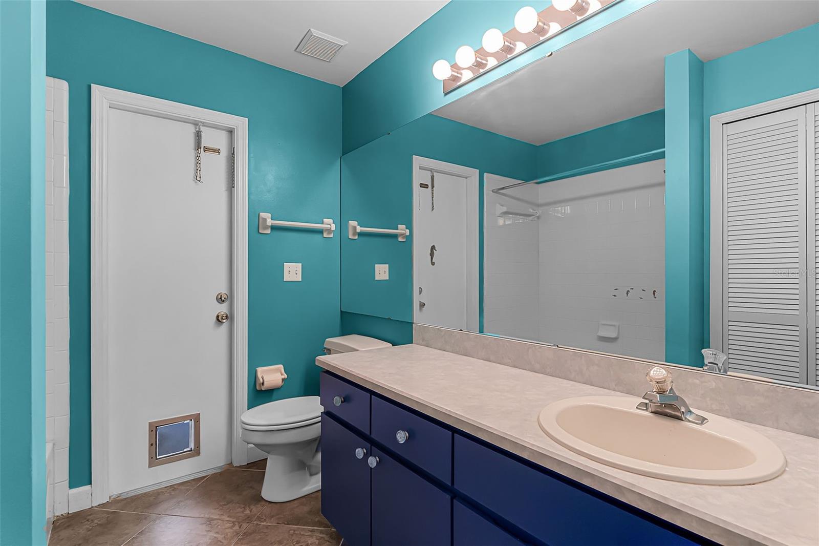 Image 20 of 61 For 15916 Indian Wells Court