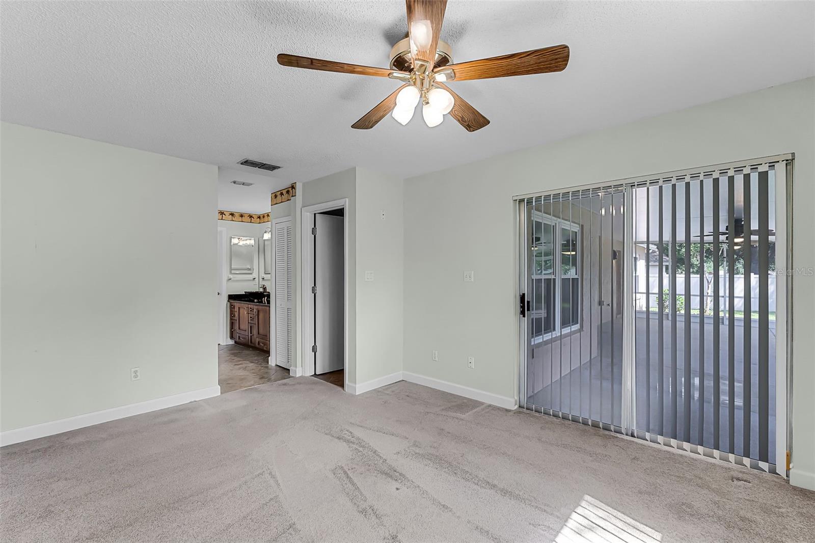 Image 27 of 61 For 15916 Indian Wells Court