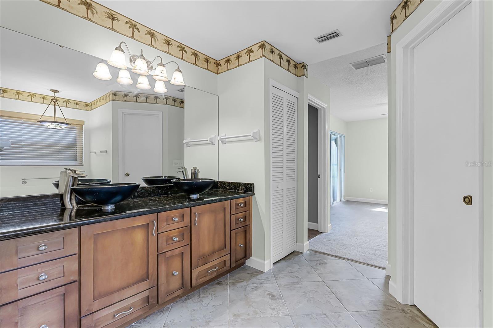 Image 32 of 61 For 15916 Indian Wells Court