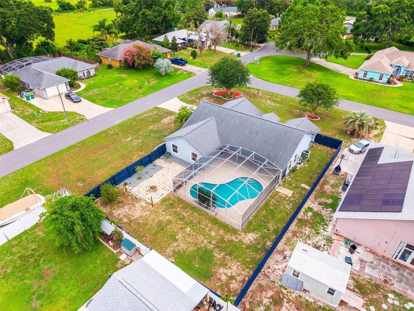 Image 50 of 78 For 2705 Bayview Dr