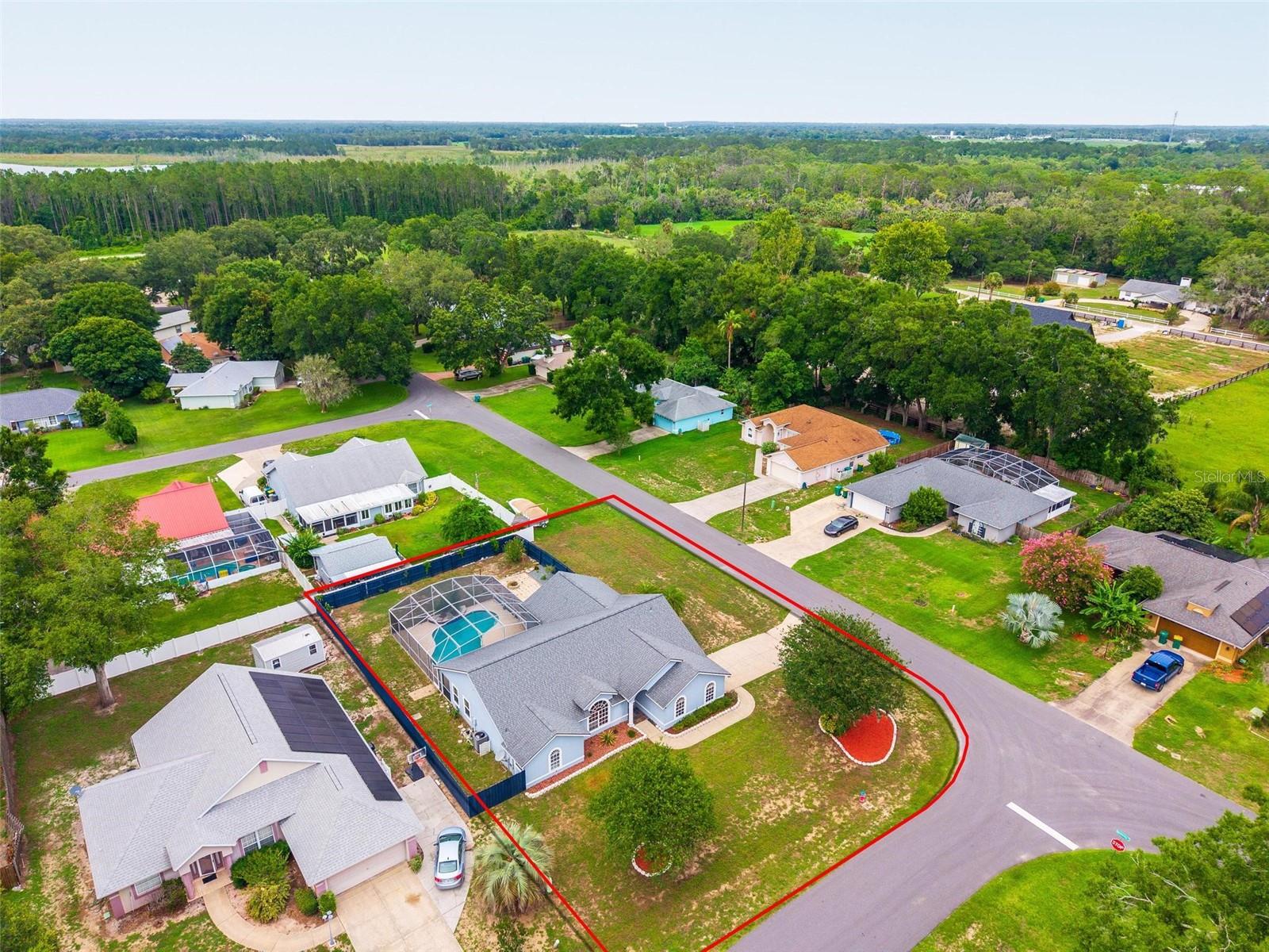 Image 53 of 78 For 2705 Bayview Dr