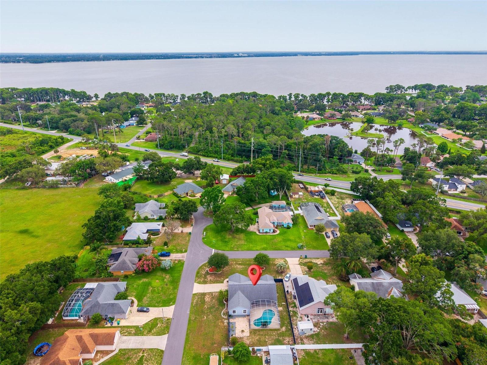 Image 60 of 78 For 2705 Bayview Dr