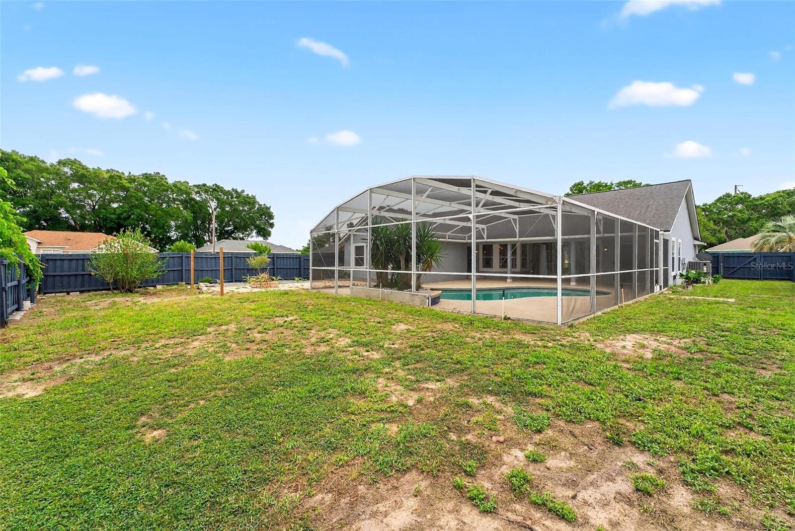 Image 71 of 78 For 2705 Bayview Dr