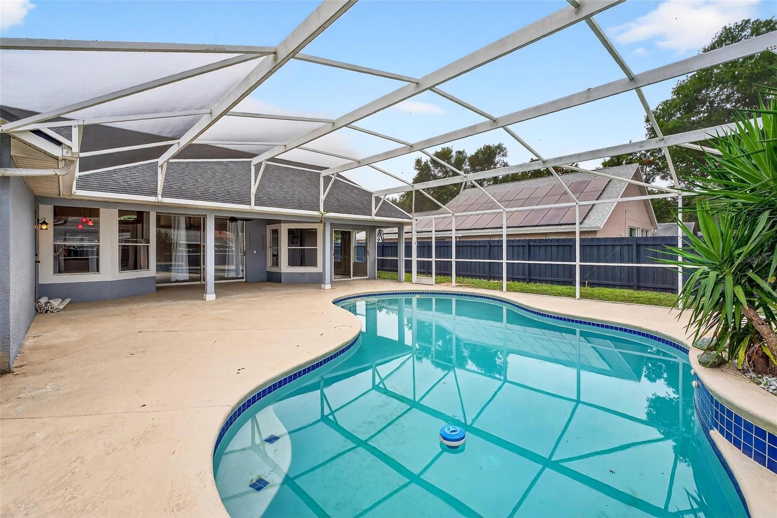 Image 77 of 78 For 2705 Bayview Dr