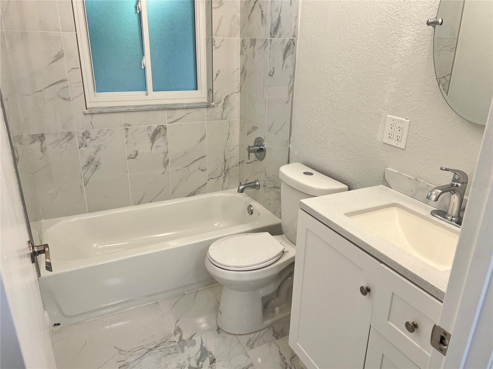 Image 32 of 41 For 11748 196th Street