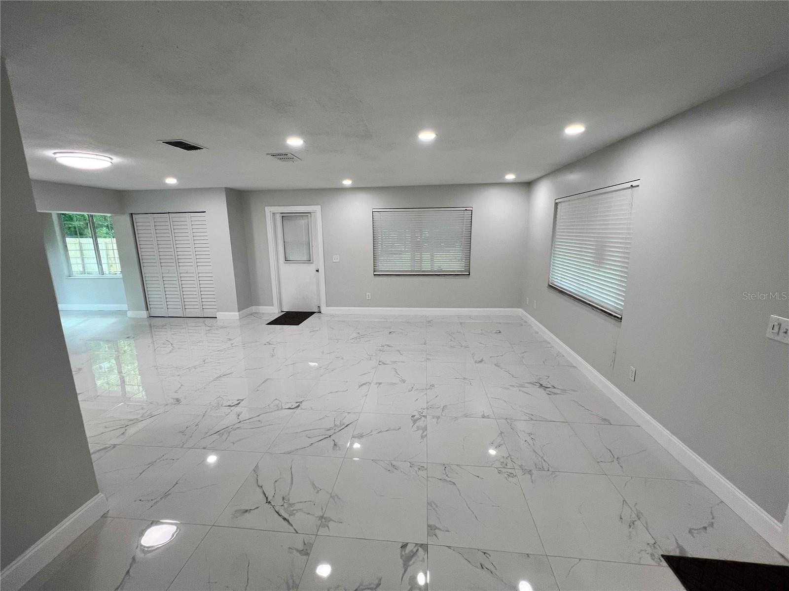 Image 4 of 41 For 11748 196th Street