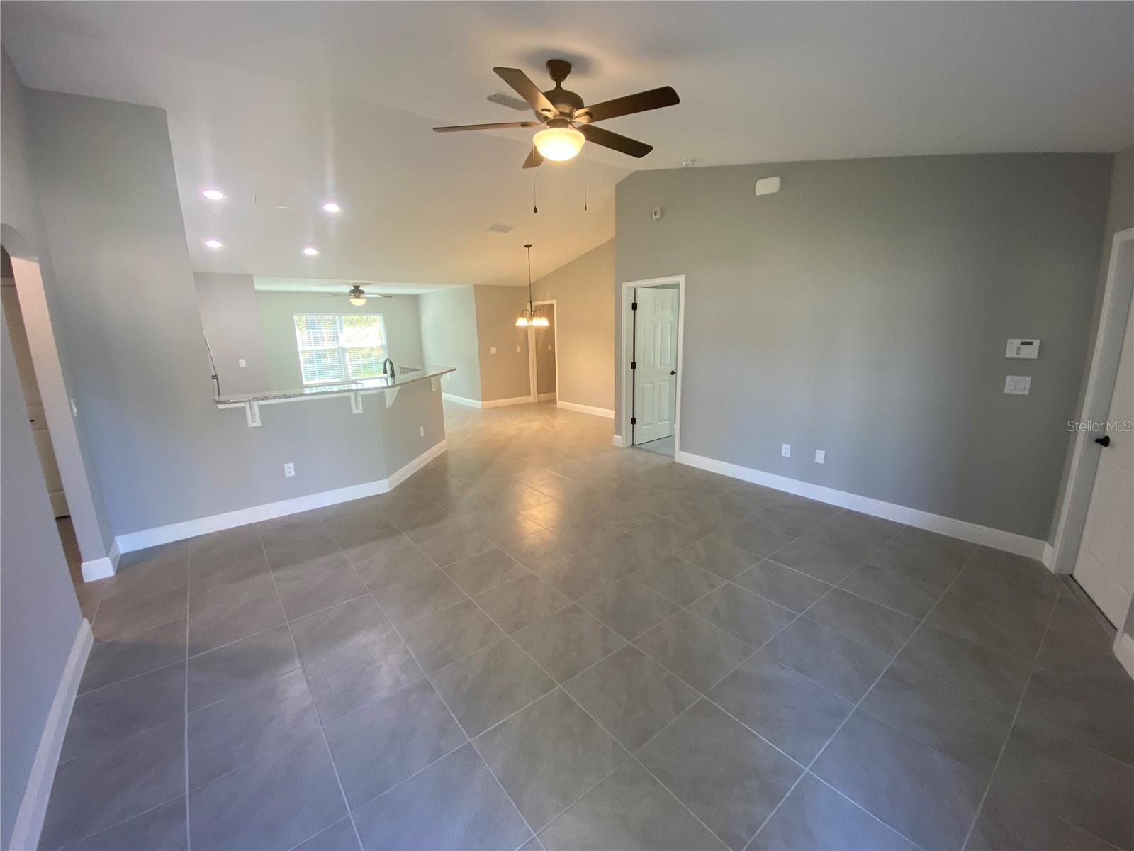 Image 3 of 14 For 15941 89th Terrace