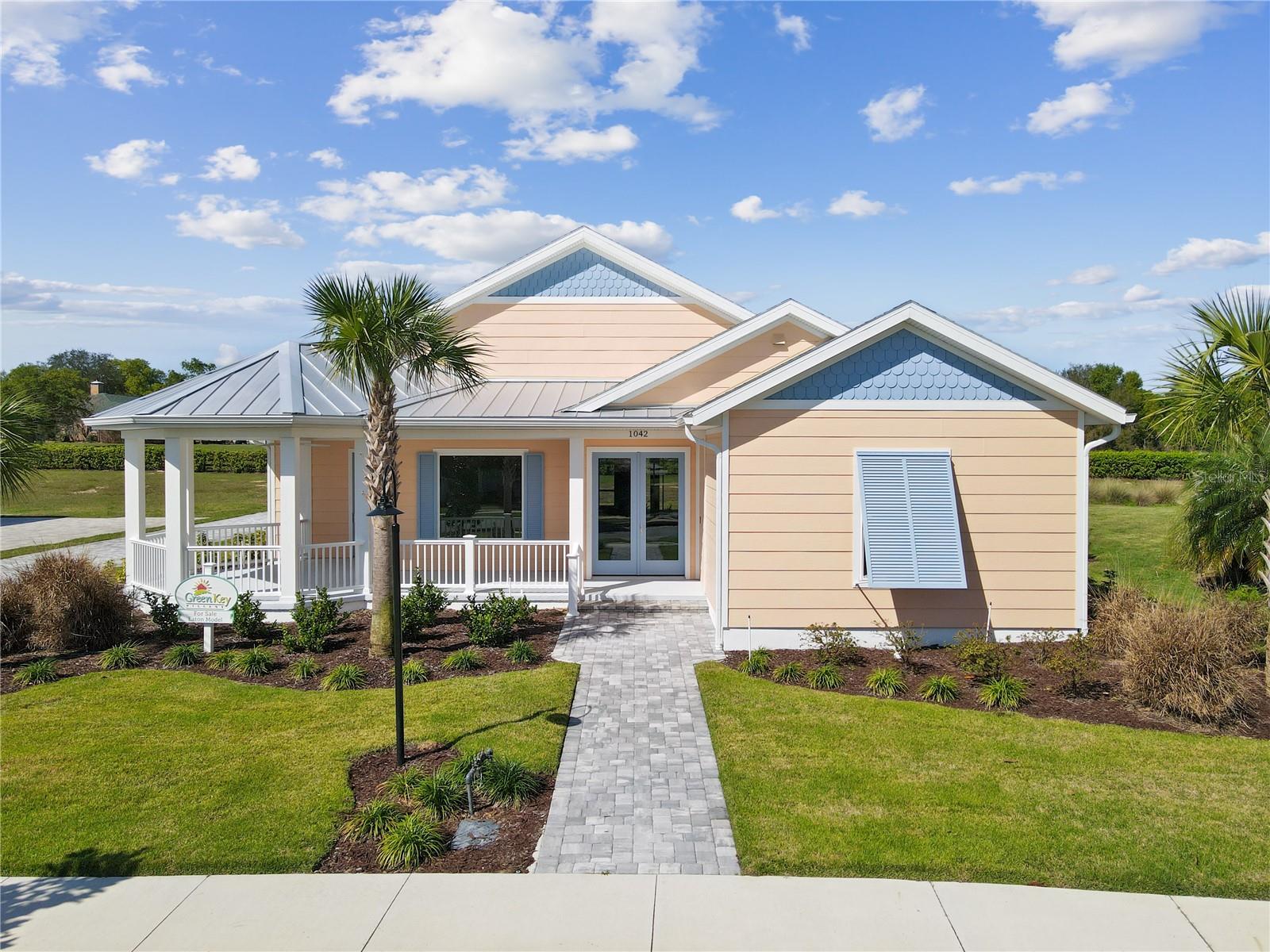 Image 2 of 61 For 1042 Sugarloaf Key Loop
