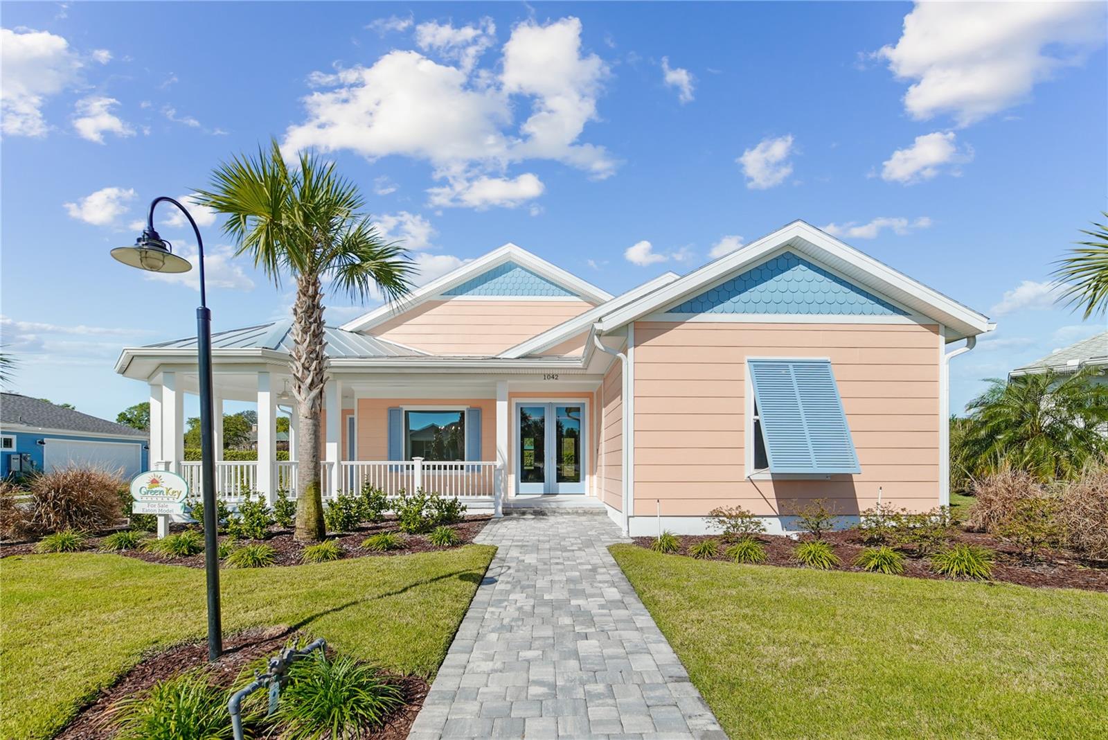 Image 4 of 61 For 1042 Sugarloaf Key Loop