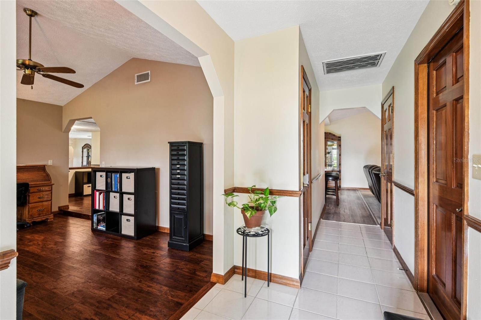 Image 4 of 66 For 14420 95th Court