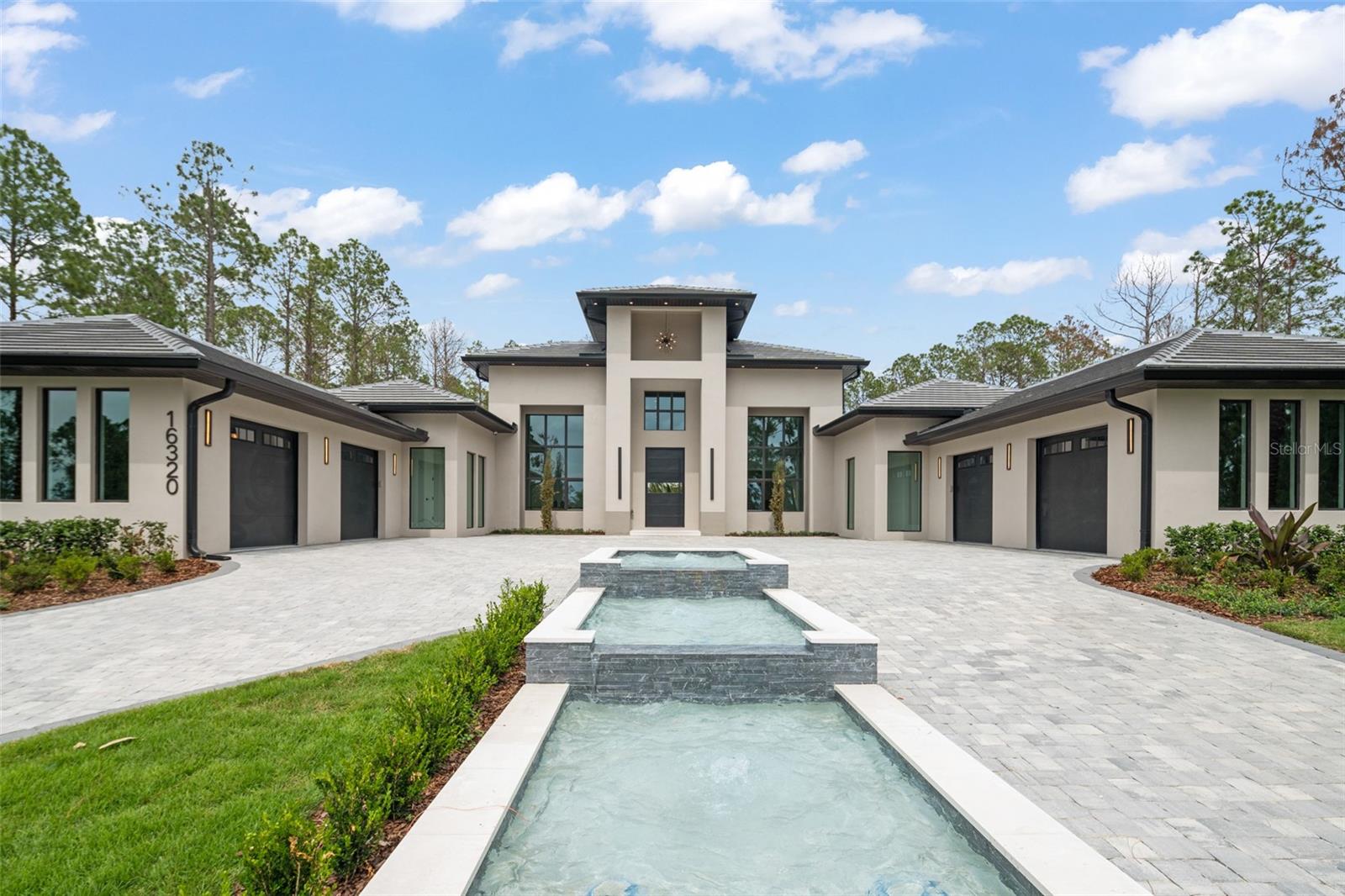 Listing photo id 0 for 16320 Pendio Drive