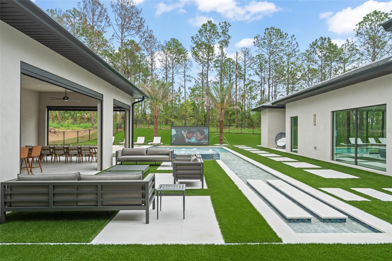 Listing photo id 58 for 16320 Pendio Drive