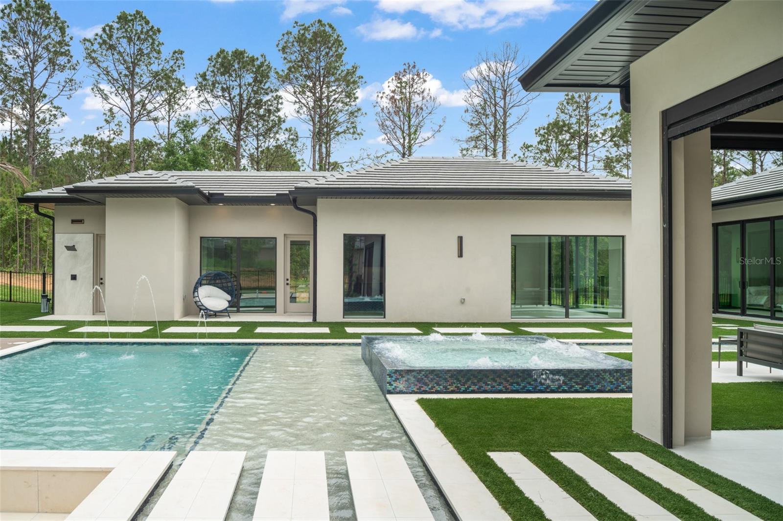 Listing photo id 63 for 16320 Pendio Drive