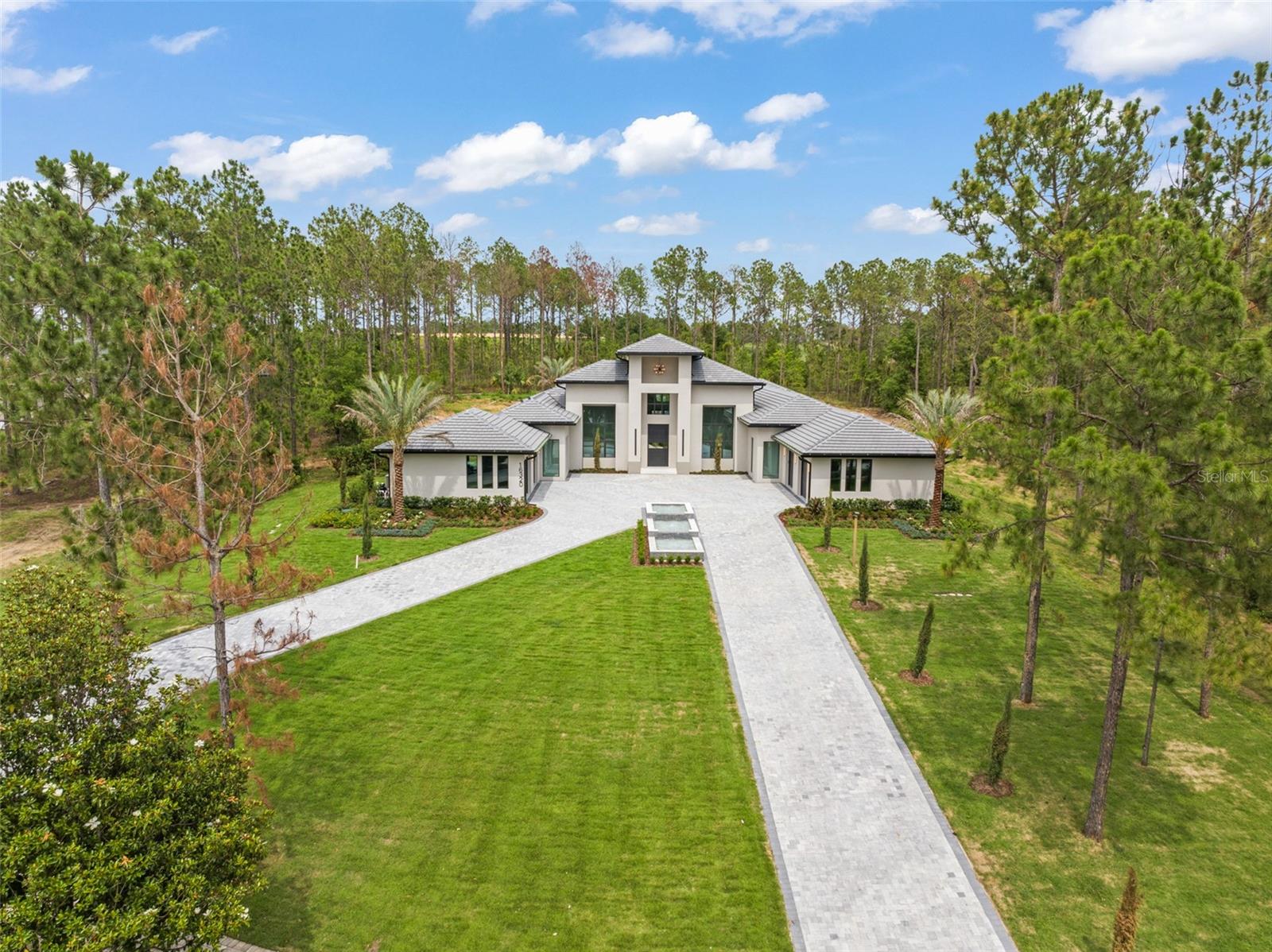 Listing photo id 70 for 16320 Pendio Drive