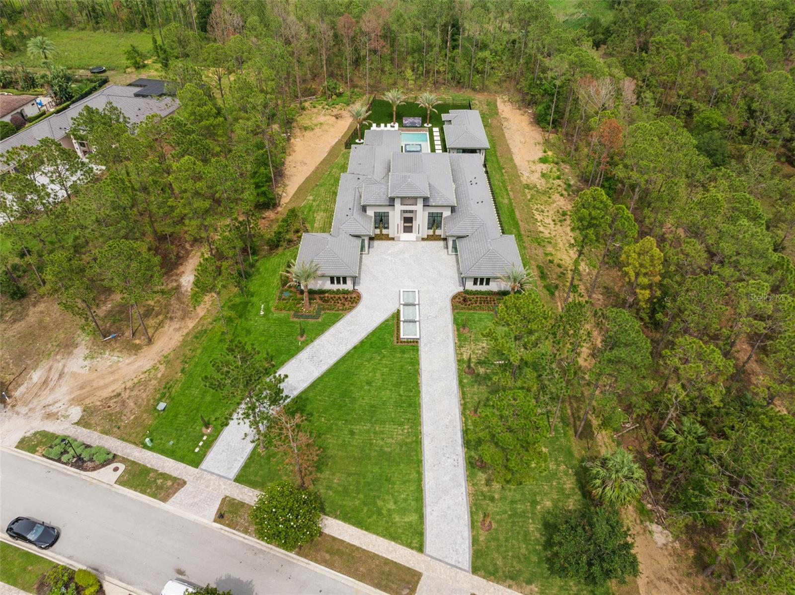 Listing photo id 73 for 16320 Pendio Drive