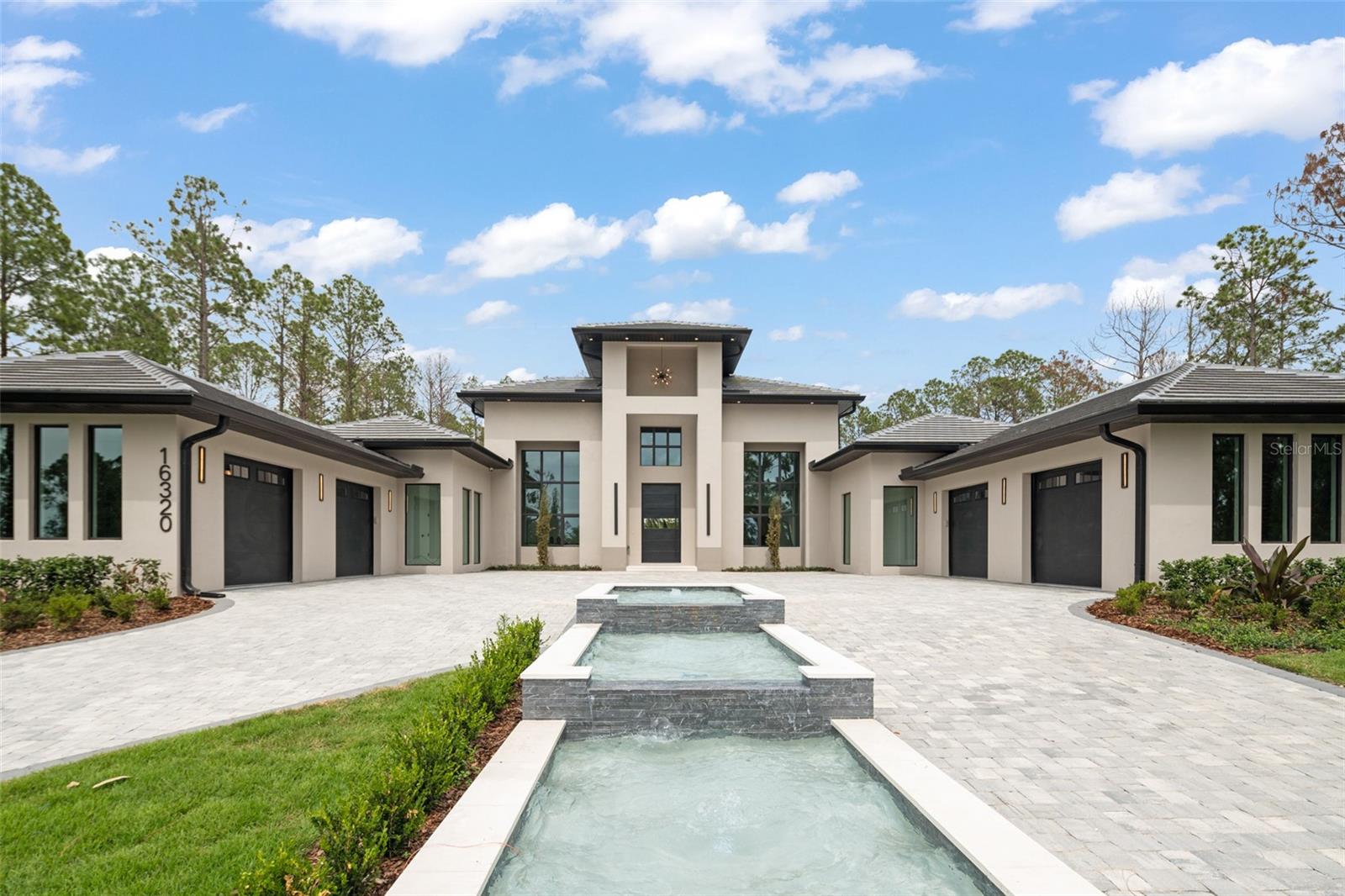 Listing photo id 83 for 16320 Pendio Drive
