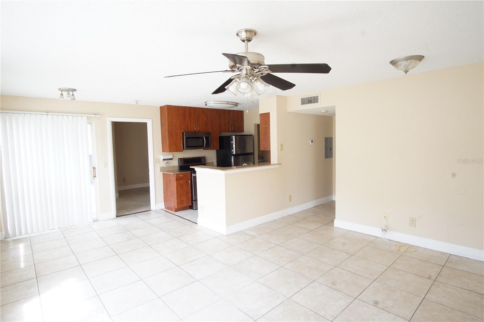 Image 16 of 23 For 11544 Westwood Boulevard 1318