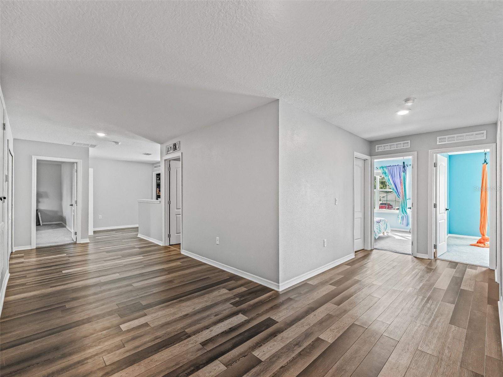 Image 22 of 57 For 1824 Forest Glen Drive
