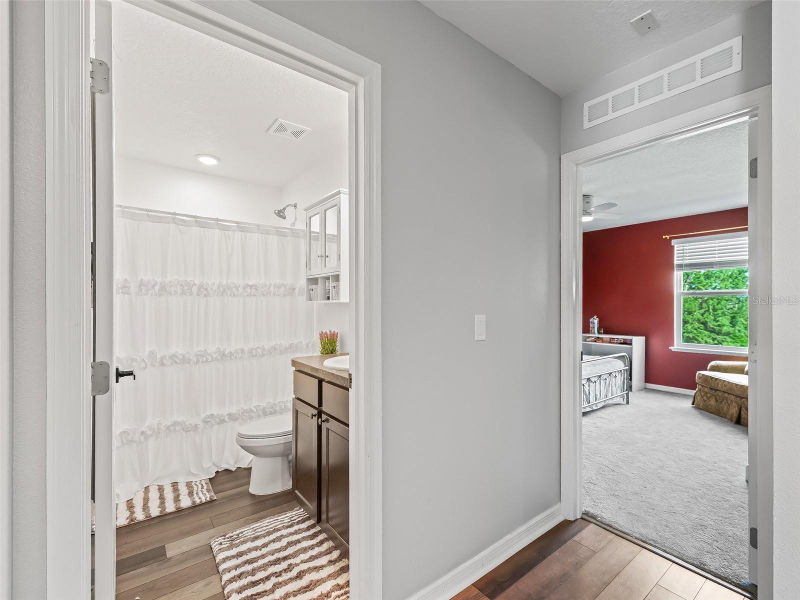 Image 40 of 57 For 1824 Forest Glen Drive