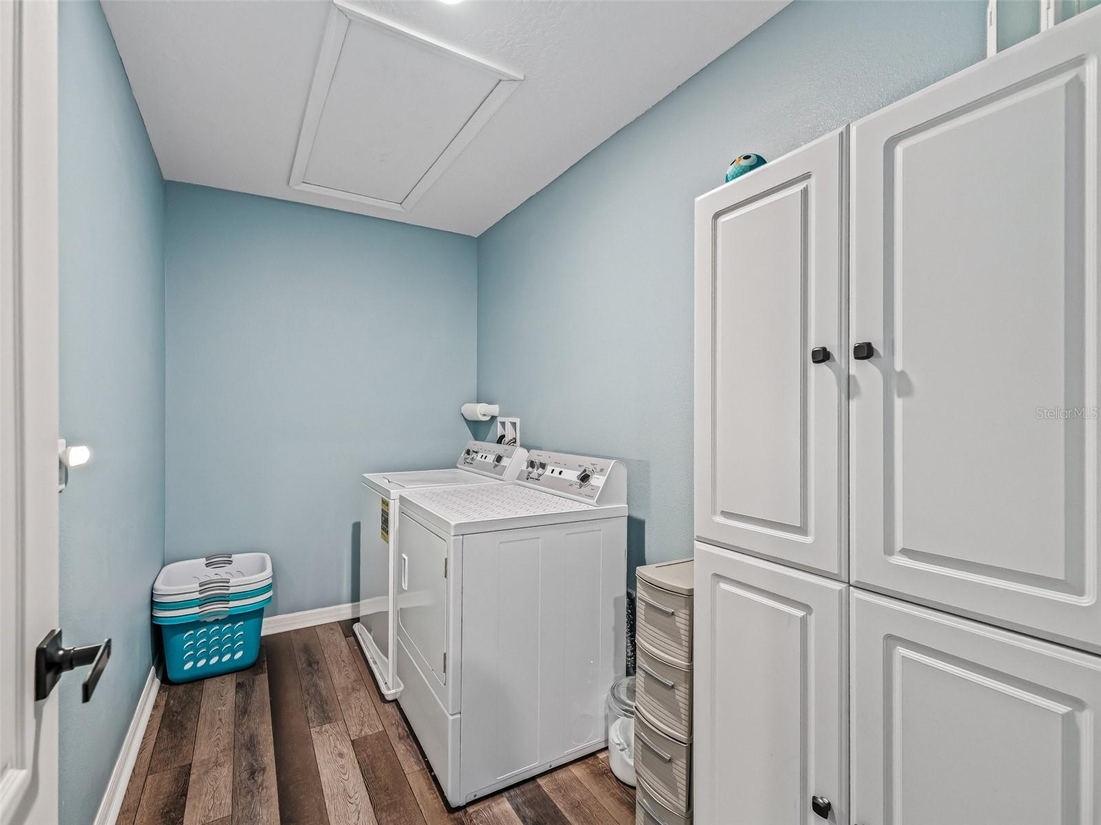 Image 46 of 57 For 1824 Forest Glen Drive