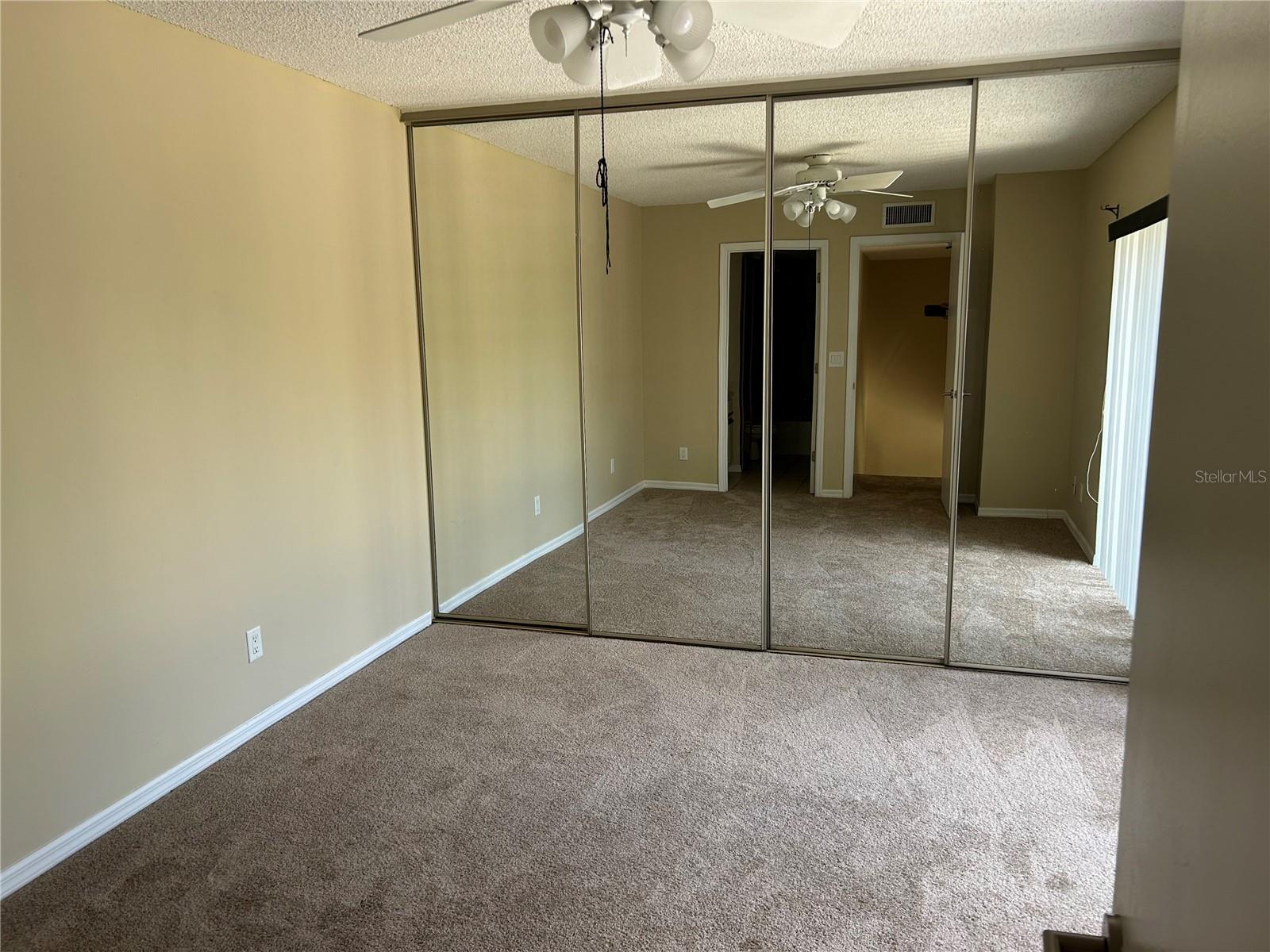 Image 8 of 14 For 2946 Poplar Avenue