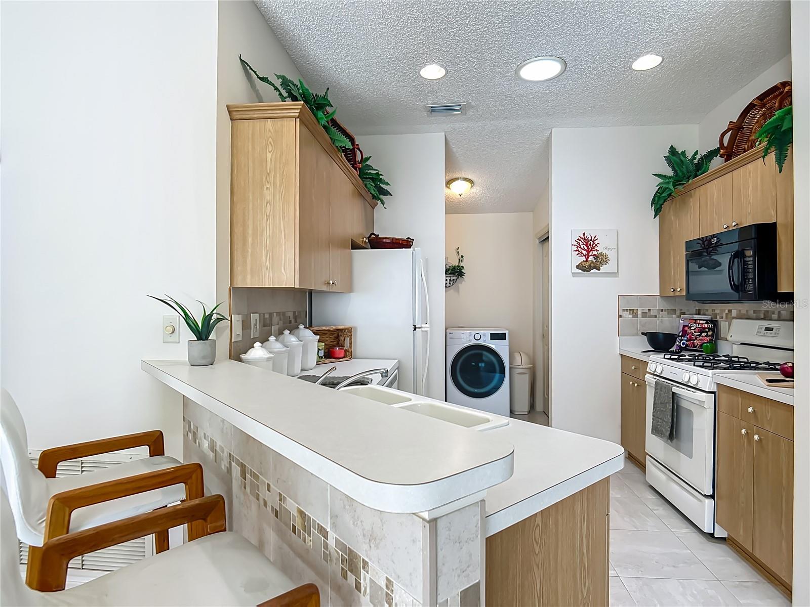 Image 12 of 38 For 8195 174th Rowland Street