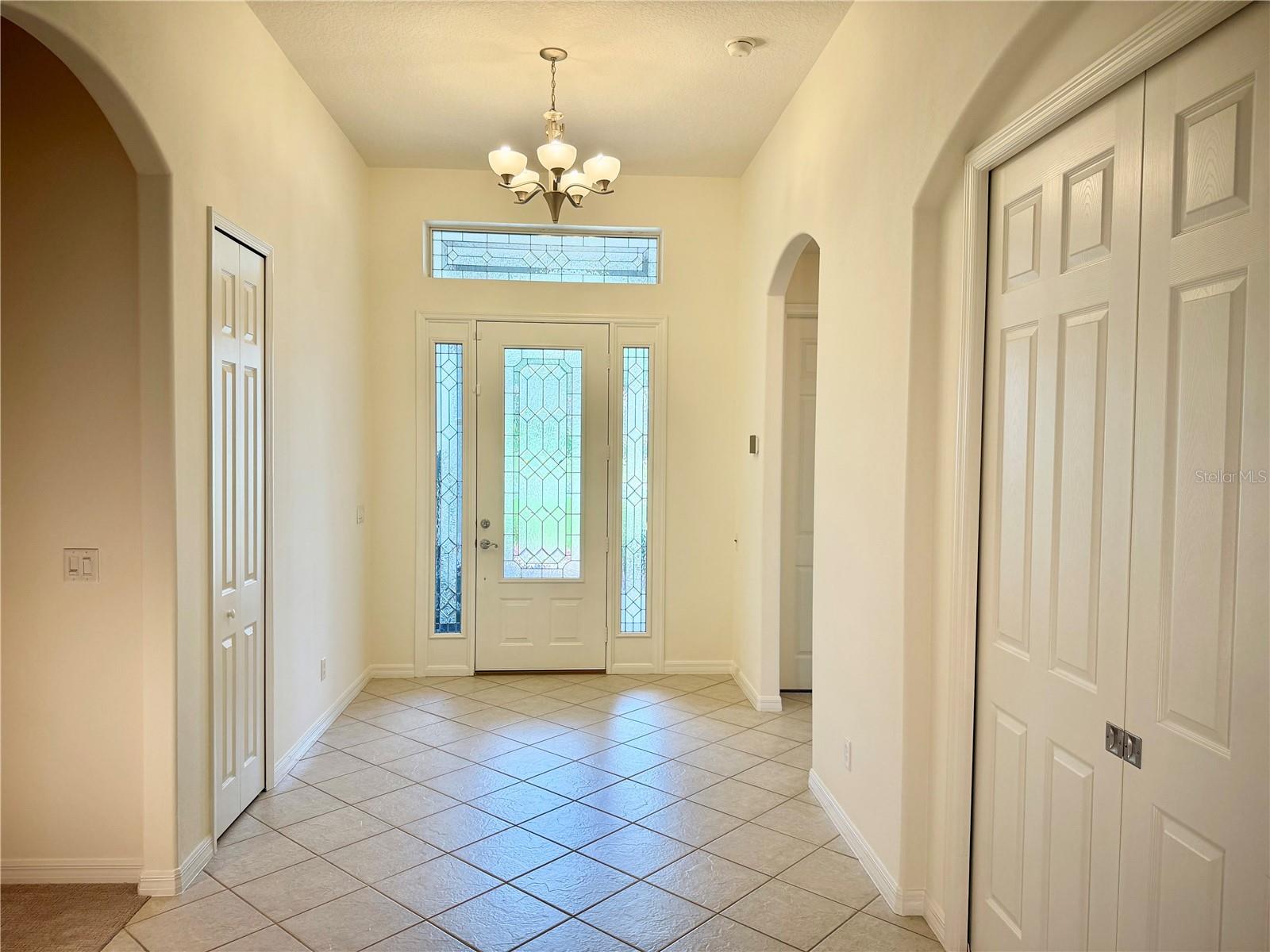 Image 10 of 87 For 20936 Royal St Georges Lane