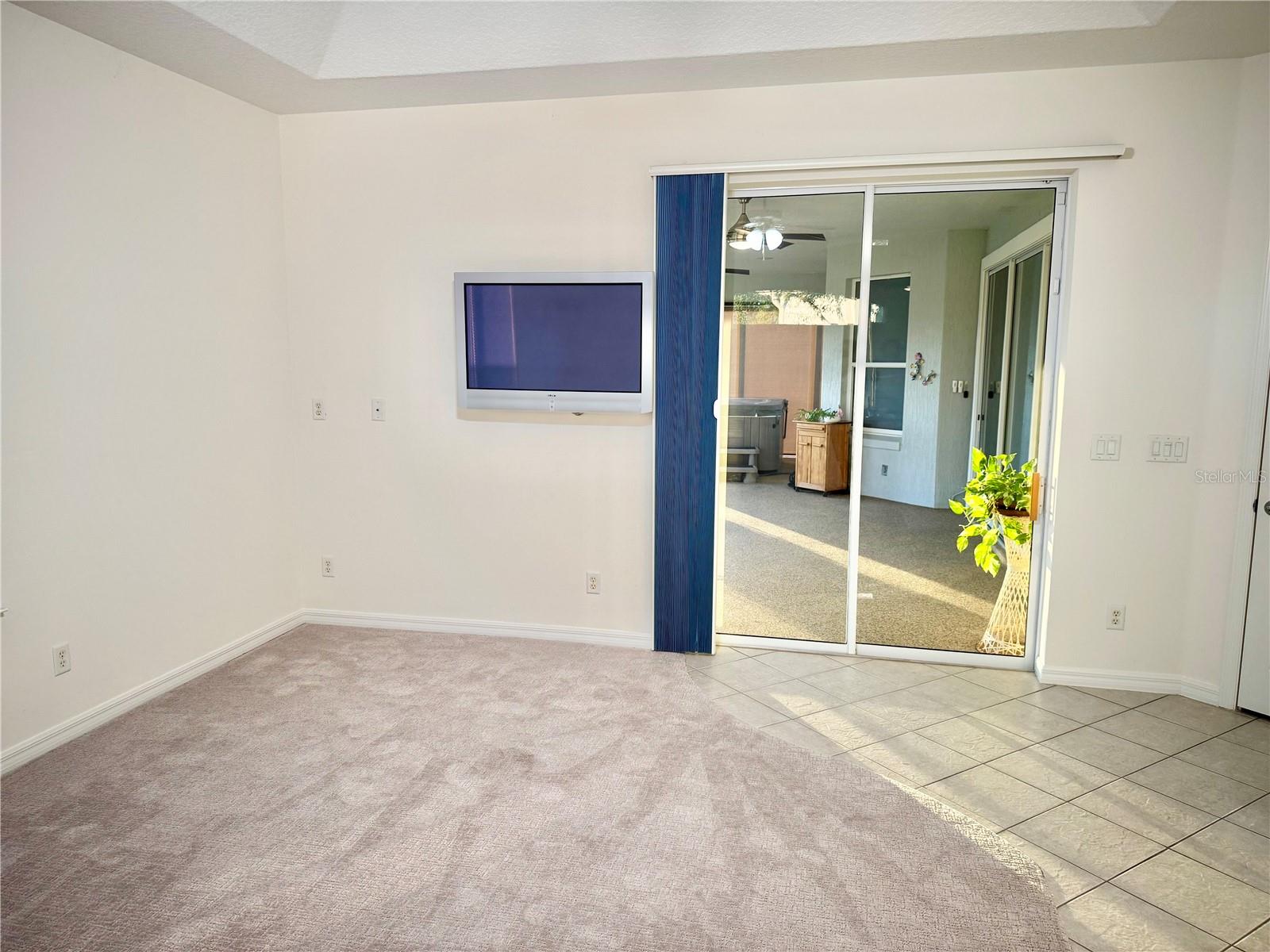 Image 32 of 87 For 20936 Royal St Georges Lane