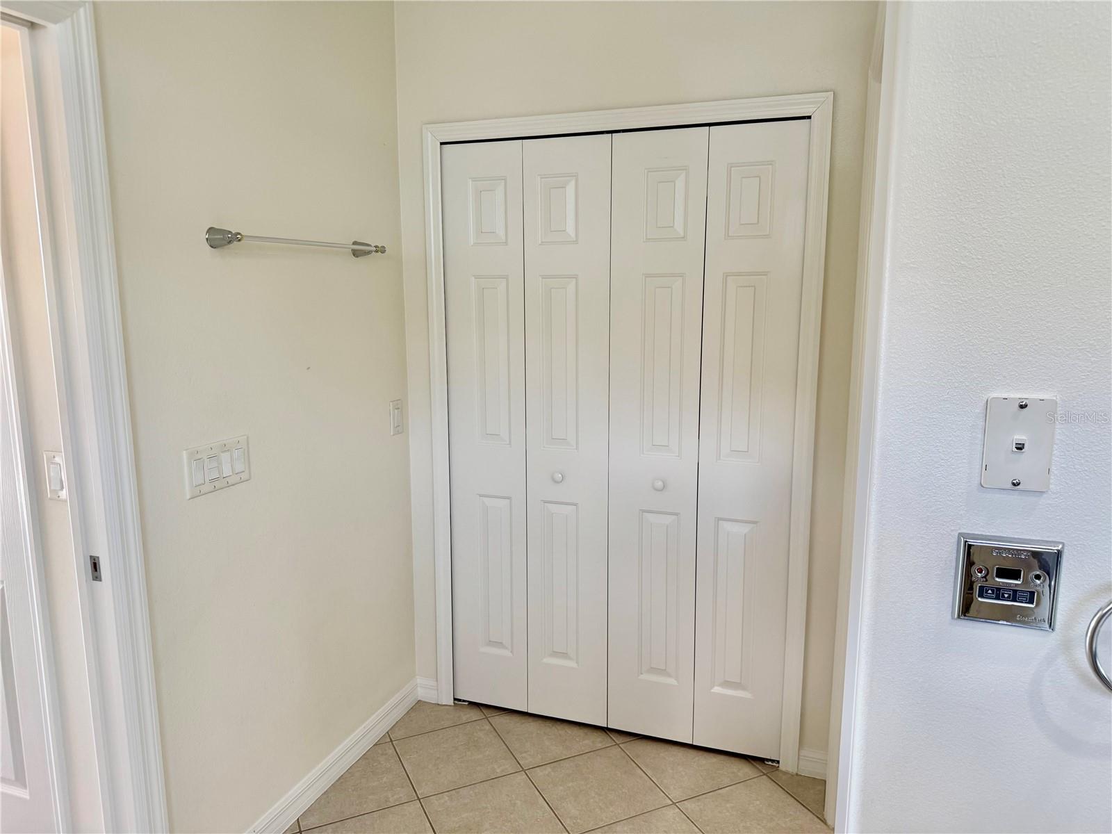 Image 35 of 87 For 20936 Royal St Georges Lane