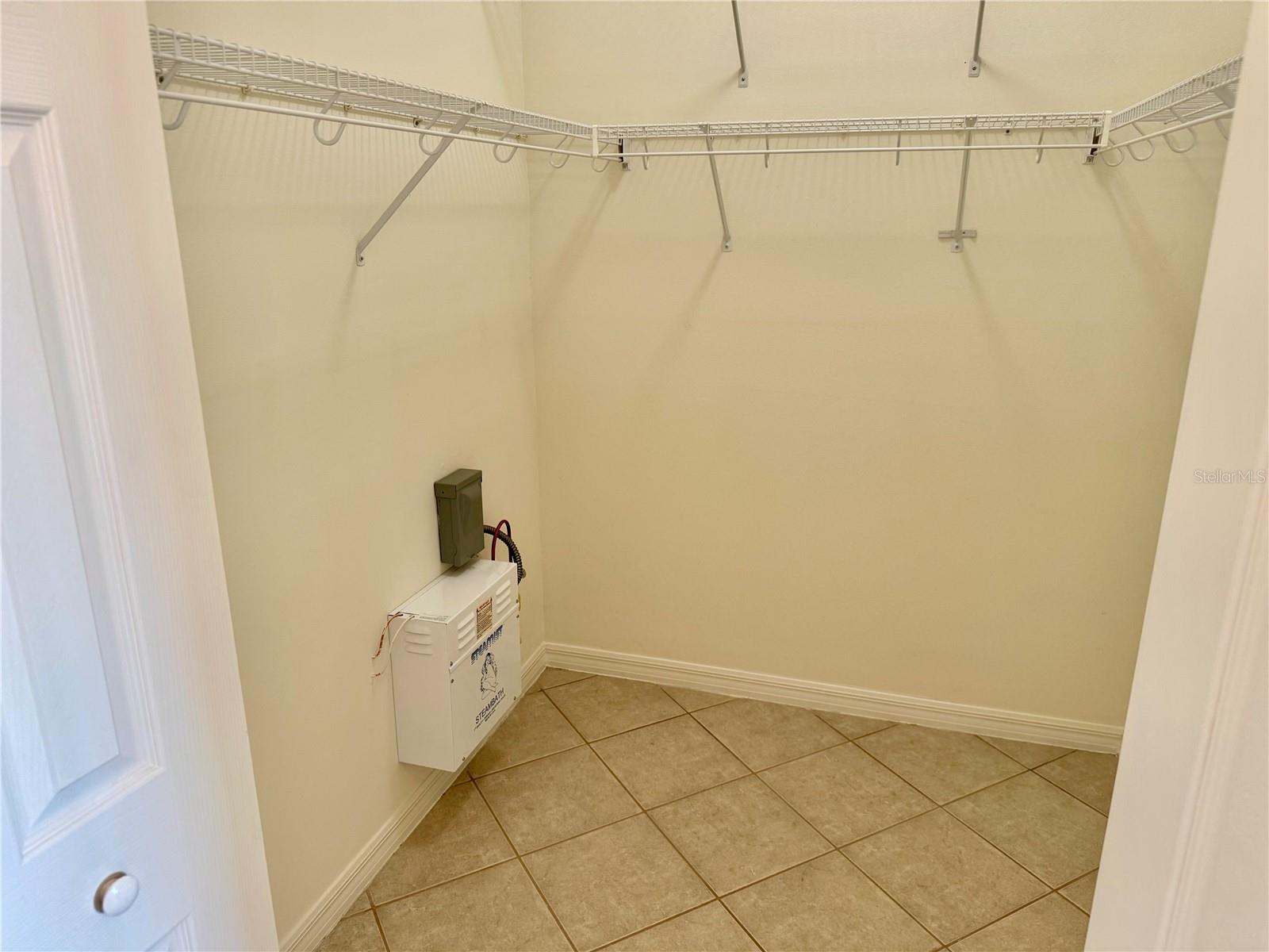 Image 36 of 87 For 20936 Royal St Georges Lane