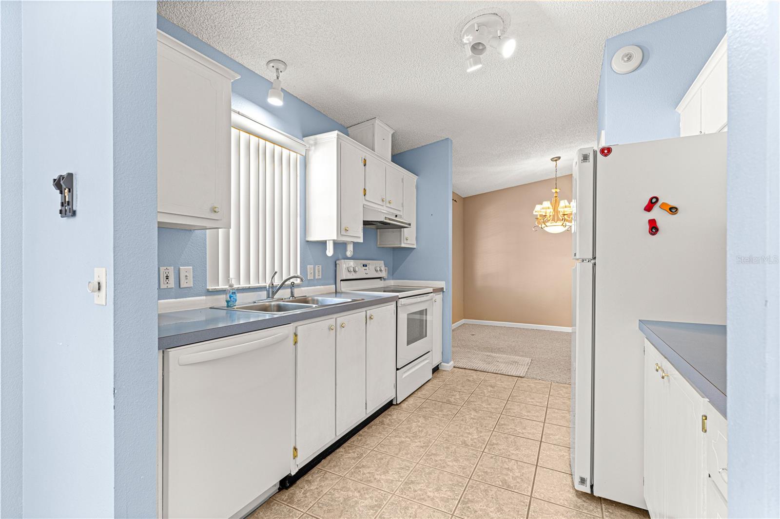 Image 14 of 54 For 729 Agua Way